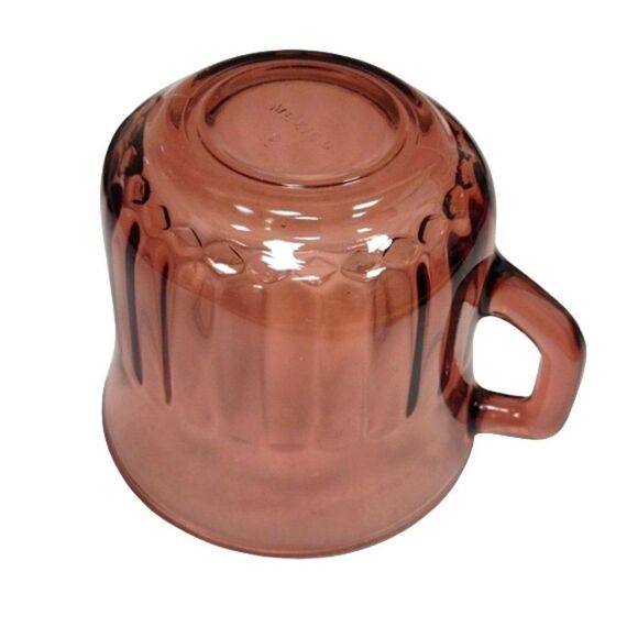 Vintage Moroccan Amethyst Hazelware Hazel Atlas Seashell Snack Plate & Cup - Picture 7 of 13